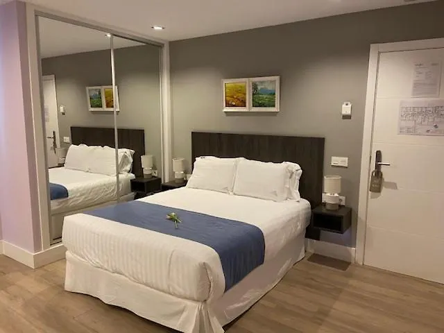 Hotel H Boutique La Caleta Bay à La Herradura  Maison d'hôtes